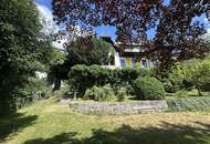 wunderschöne großzügige Altbauwohnung mitten in Gmunden
