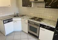 "Jungfamilienwohnung mit Garten und Parkplatz"