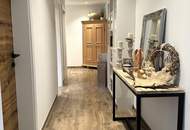 Stattlicher VIERKANTHOF mit 21 ha Grund