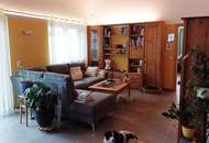 Neuwertiger Bungalow mit Doppelgarage an der Donau