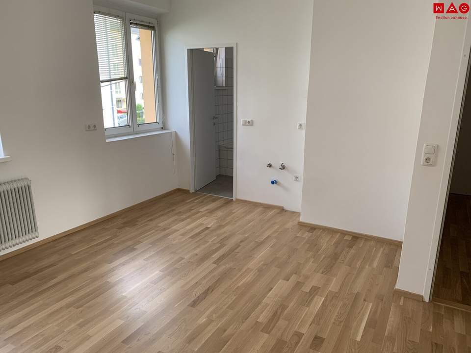 Bezaubernde 2-Zimmer-Wohnung mit allen Vorteilen einer Top-Infrastruktur bietet erholsames Wohnen in zentraler und dennoch naturnaher Grünlage! Ab 01.08.2025 verfügbar!
