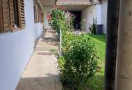 Charmantes Wohnhaus mit großem Garten und Nebengebäuden in Stinatz