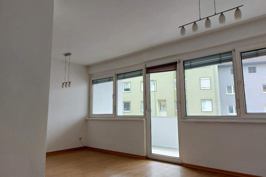 3 Zi-Wohnung mit großer Loggia in zentraler Lage, Wohnung-kauf, 190.000,€, 4600 Wels(Stadt)