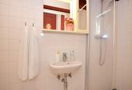 Charmante 2-Zimmer-Altbauwohnung in zentraler Lage!