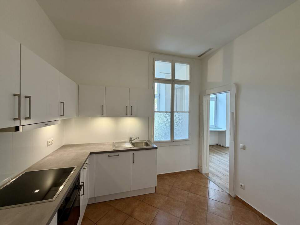 Geräumige 3-Zimmer Wohnung in 1210 Wien mit Einbauküche und Badewanne!!