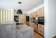 NEUES - TOLLES - GROSSES Familienhaus in ruhiger exquisiter Lage.