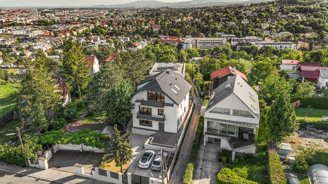 Luxuriöse Villa am Schafberg in der Czartoryskigasse 179