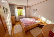 Hochwertiger, voll möblierter Bungalow mit Garten und Garage
