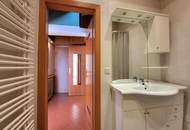 YOUTH FLAT!! Coole STARTERWOHNUNG mit TERRASSE im DACHGESCHOSS