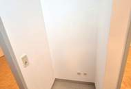 Moderne Neubauwohnung mit Balkon in zentraler Lage