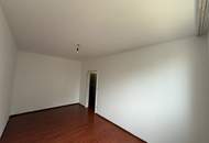 3 Zimmer Wohnung plus Loggia und Lift