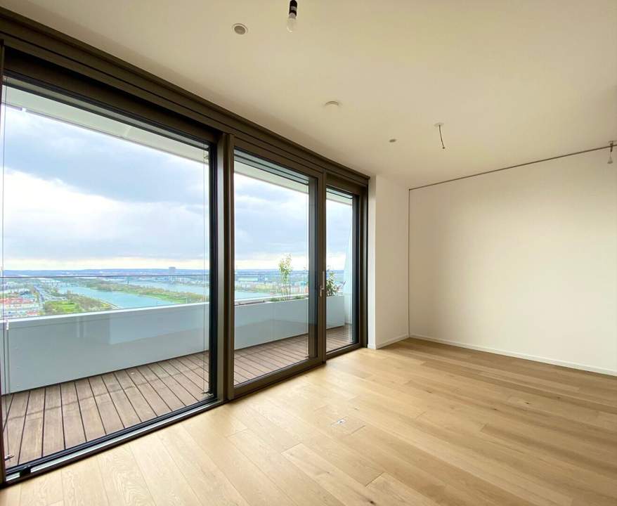 SINGLEAPARTMENT MIT LUXURIÖSEN EXTRAS UND TRAUMHAFTER FERNSICHT, GARAGE OPTIONAL