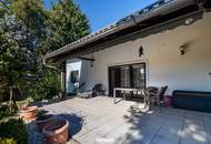 Großzügiges Haus mit sonnigem Garten, Carport, Garage und Fußbodenheizung!