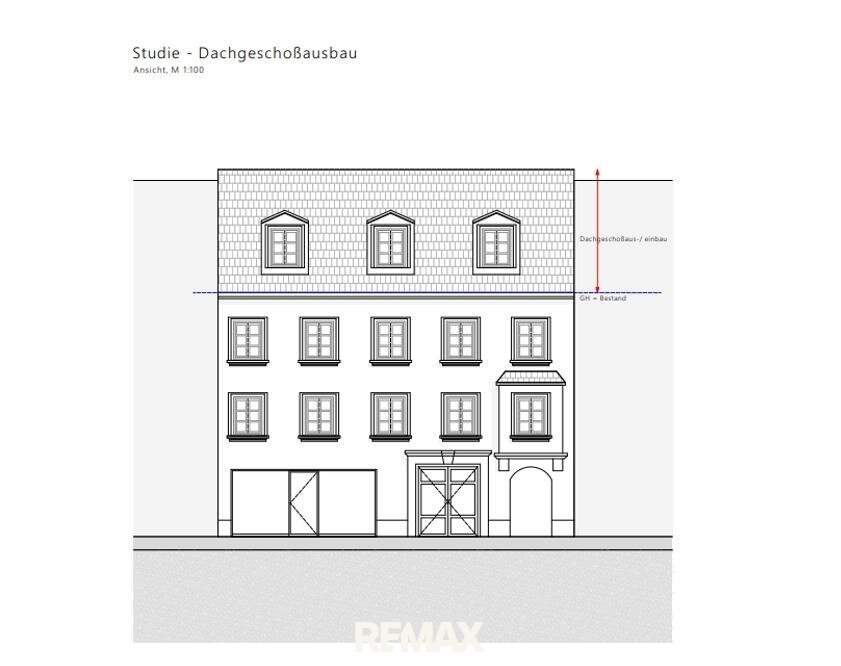 Rohdachboden in der Fußgängerzone mit Projekt für zwei Wohneinheiten