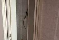 Renovierungsbedürftige Altbauwohnung mit Potenzial nahe Brunnenmarkt