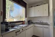 Wohnen im privaten Naturparadies: Modernisierter Bungalow im Schlosspark Seebenstein