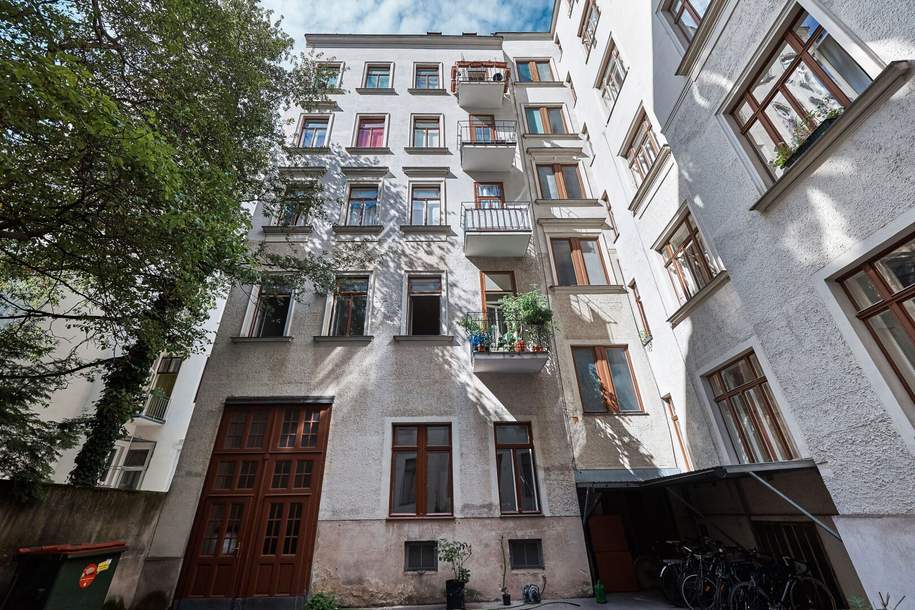 Südwestseitiger Altbau nächst Neubaugase und Burggasse! Kleiner Balkon in ruhigen Innenhof!, Wohnung-kauf, 790.000,€, 1070 Wien 7., Neubau
