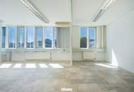 Raum für Unternehmen – Moderne Gewerbefläche in Hof bei Salzburg