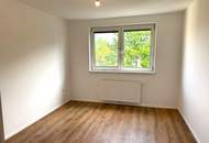 "Neu renovierte, 2-3 Zimmer - Wohnung + Loggia!"