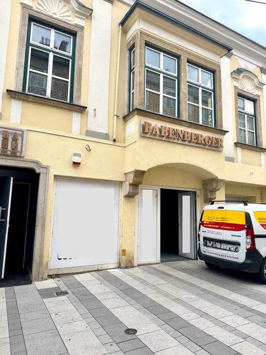 ++ NEU ++ Geschäftslokal, Wohnungen & großes Potenzial