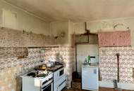 Sanierungsbedürftiges Haus mit Potential