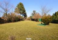 Licht, Luft und Freiheit: Bungalow mit großem 1.622 m2 Garten und Pool