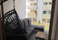Ab 01.11.: Helle 2-Zimmer-Wohnung mit Balkon, Nähe U1 Rennbahnweg