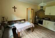 Haus in ruhiger Lage mit Erweiterungsmöglichkeit und großem Nebengebäude!