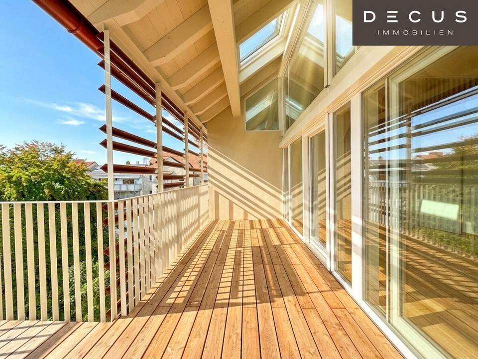 | TRAUMHAFTES PENTHOUSE | DACHGESCHOSS-MAISONETTE | 5 ZIMMER | ERSTBEZUG | LIFTZUGANG IN DIE 1. ETAGE | 2 FREIFLÄCHEN | TOP LAGE