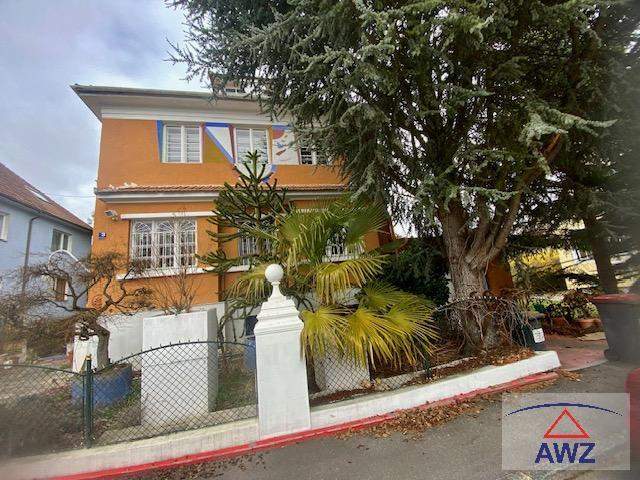 Stark preisreduziertes Einfamilienhaus mit mediterranem Flair in Horn!