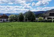 ATEMBERAUBENDE SICHT INMITTEN GRÜNER LANDSCHAFT