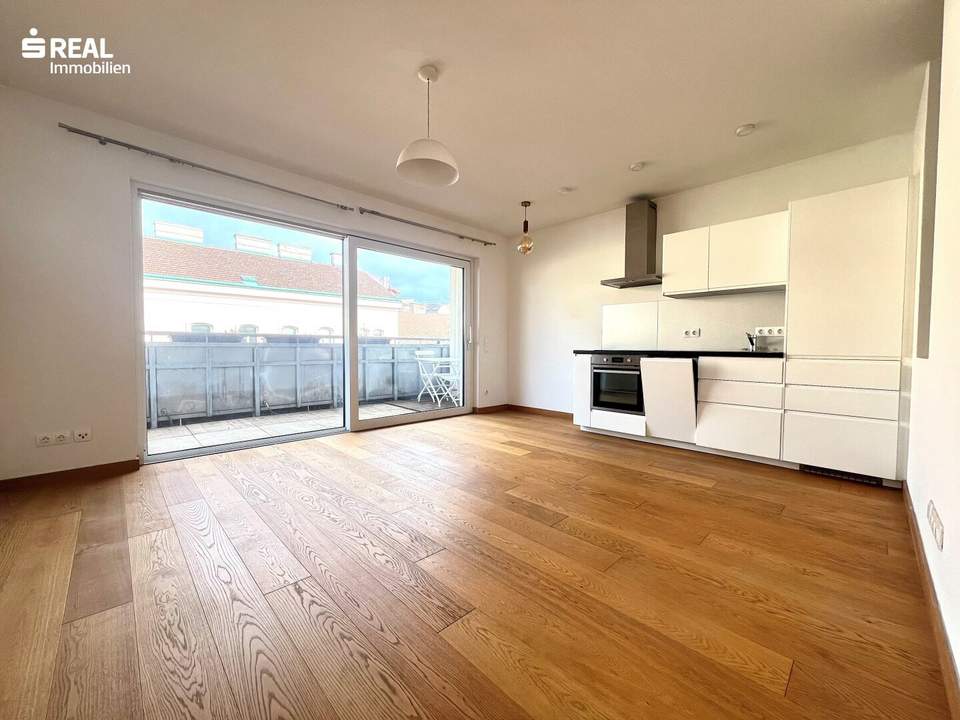 2 Zimmer Wohnung mit Loggia