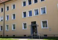 Ankommen und wohlfühlen im Grünen: diese lichtdurchflutete 3-Raum-Wohnung begeistert mit moderner Ausstattung, cleverem Schnitt und perfekter Kombination aus Ruhe und Stadtnähe!