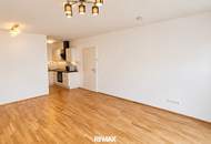 Helle 2 Zimmer Wohnung mit Küche und großem Balkon in der Urfahraner Leonfeldner Straße