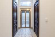 Traumhafte Dachgeschosswohnung im Herzen des 5. Bezirks ab 2030 direkt neben der U 2