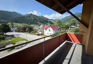 Sanierungsbedürftige 2-Zimmer-Wohnung mit Balkon und Grünblick – 2. Obergeschoss in Afflenz-Kurort