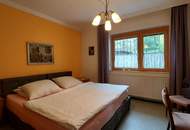 Einfamilienhaus mit parkähnlichem, großen Grundstück