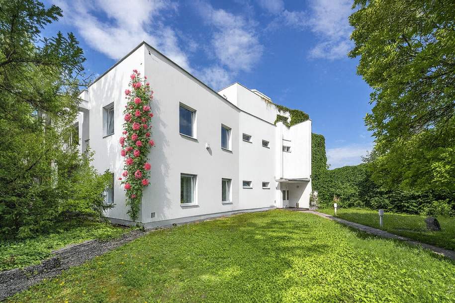 WOHNEN - STADTHAUS mit GARTENANLAGE beim STADTPARK! Nordisches Design | Vielfältige Gestaltungsmöglichkeiten | 3 Garagen | Dachterrasse mit Panoramablick, Haus-kauf, 2700 Wiener Neustadt(Stadt)