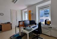 Grosszügiges Büro nahe Regierungsviertel inkl. Parkplätze