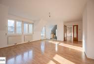 ** Top gepflegte 4 Zimmer Dachgeschoss Wohnung mit Alleinutzung 3er hofseitigen Terrassen - Maisonette Wohnung - Nähe Bahnhof Gersthof ** ab sofort **