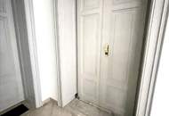 Exklusives Innenstadtbüro in stilvollem Altbau Nähe Oper zu mieten