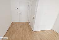 TOP MODERNE PREMIUM-WOHNUNG IM MARINA TOWER