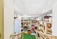 Gepflegtes Einfamilienhaus mit vielseitiger Raumaufteilung und liebevoller Gartenanlage