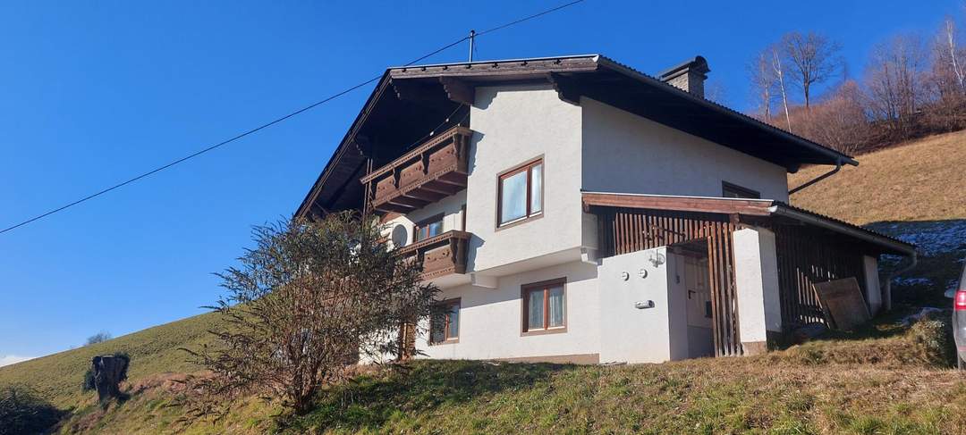 Schönes Einfamilienhaus in sonniger Hanglage in der Gemeinde Krems