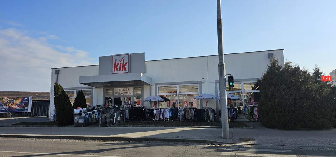 Geschäftsobjekt mit bonitätstarkem LM-Großmarkt für 6% Rendite in Baden