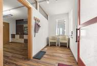 Wohn-/Geschäftshaus am Hauptplatz von Neumarkt in der Steiermark