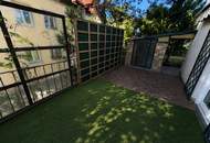 Sonniger Garten mit zwei Terrassen – Endreihenhaus in Grünlage