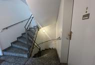 2-Zimmer-Wohnung mit Hof-Terrasse bei der Wiedner Hauptstraße