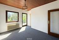 In MAUER uneinsichtiges Gartenparadies