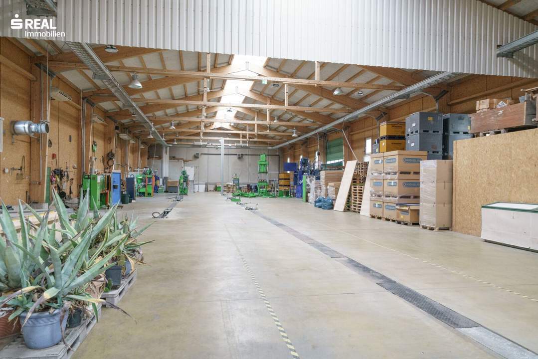 Moderne 1.620m² Lager- Produktionshalle in Autobahnnähe mit 519m² Wohn-/Bürogebäude und 273m² Keller!